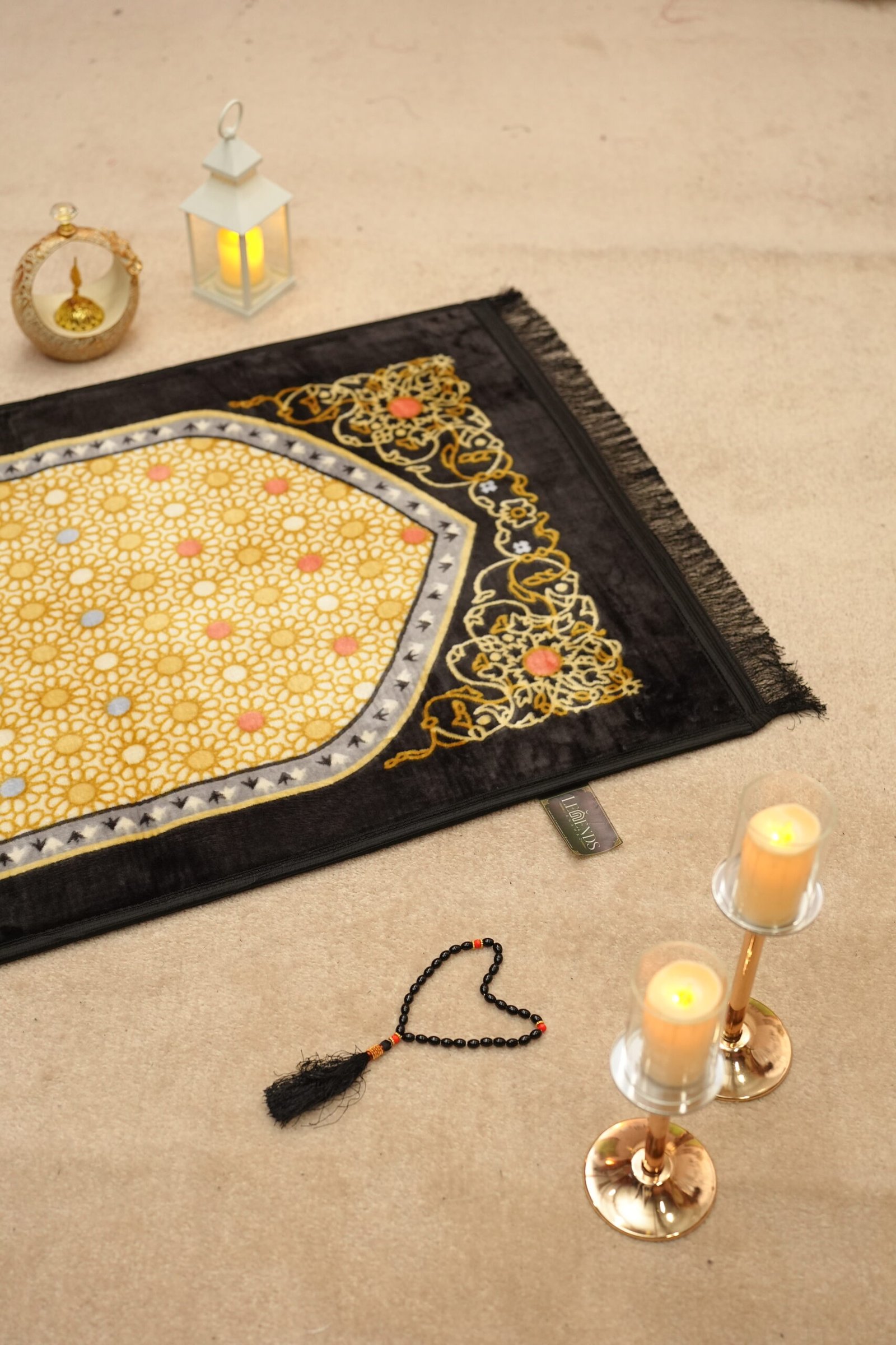 AL NOOR SERIES Golden & Black - Image 2