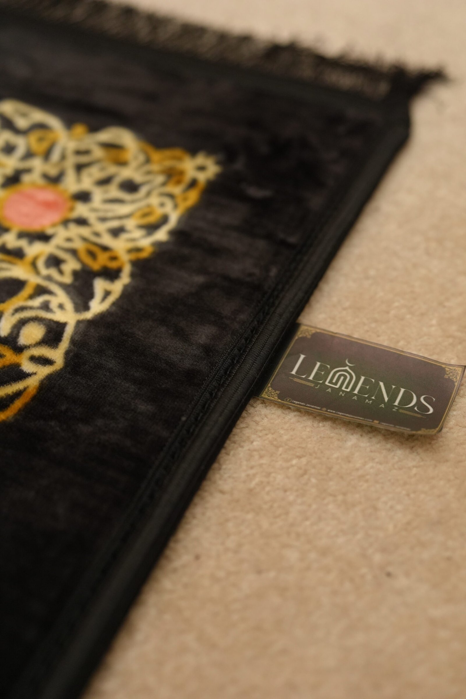 AL NOOR SERIES Golden & Black - Image 3