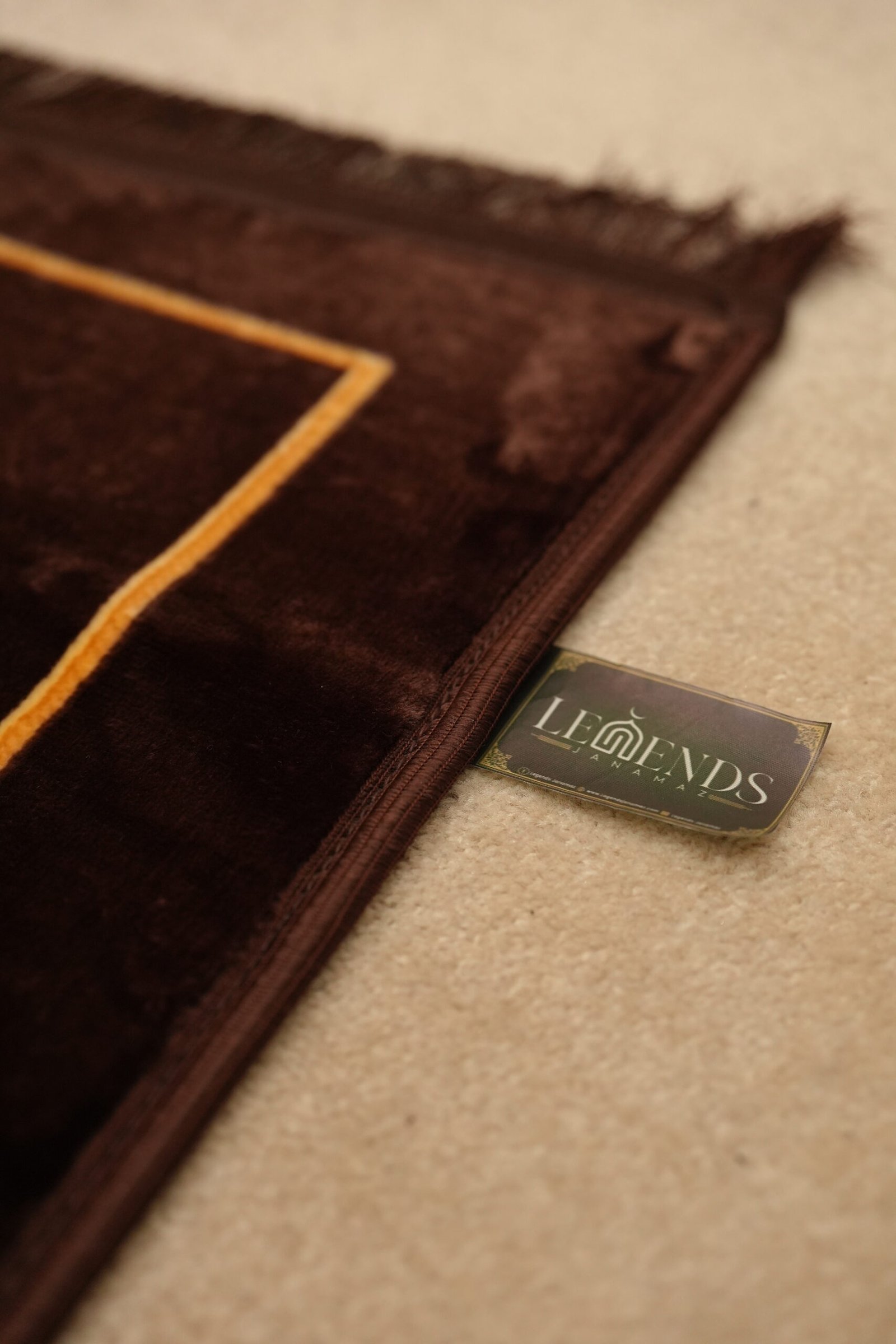 AL NOOR SERIES Black & Golden - Image 3