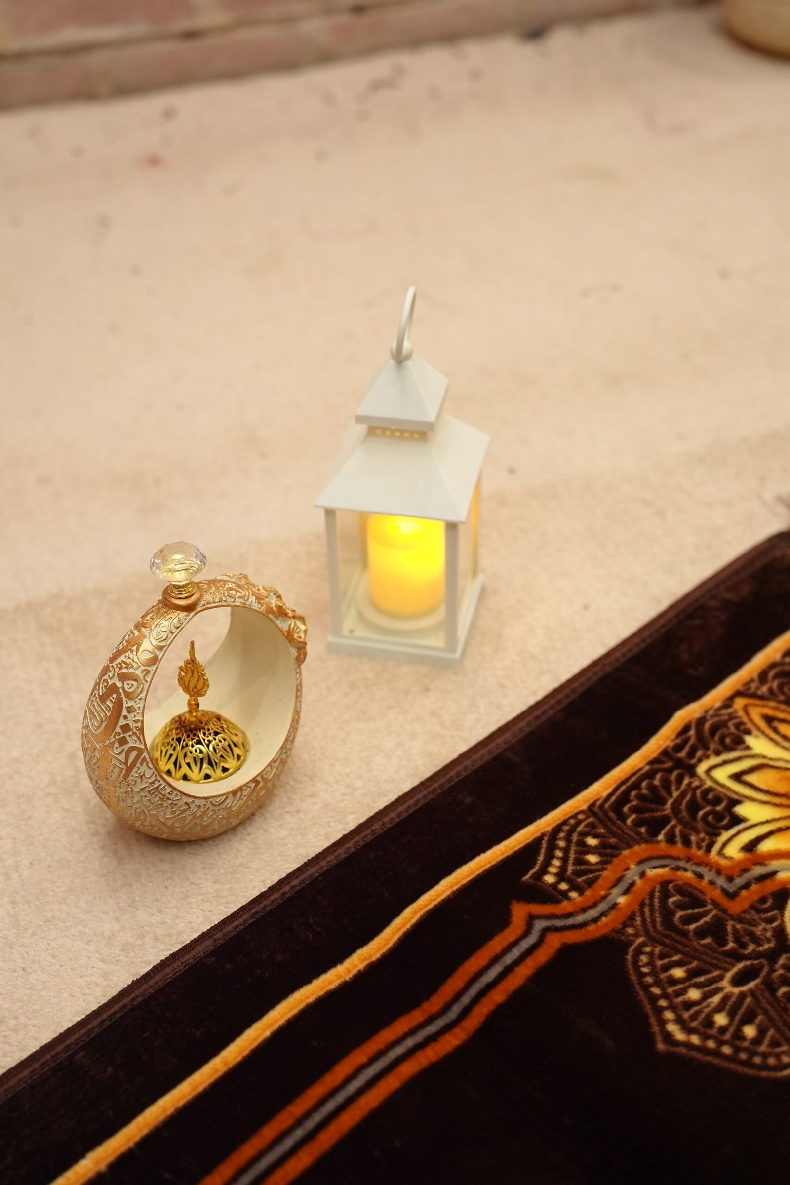 AL NOOR SERIES Black & Golden - Image 4