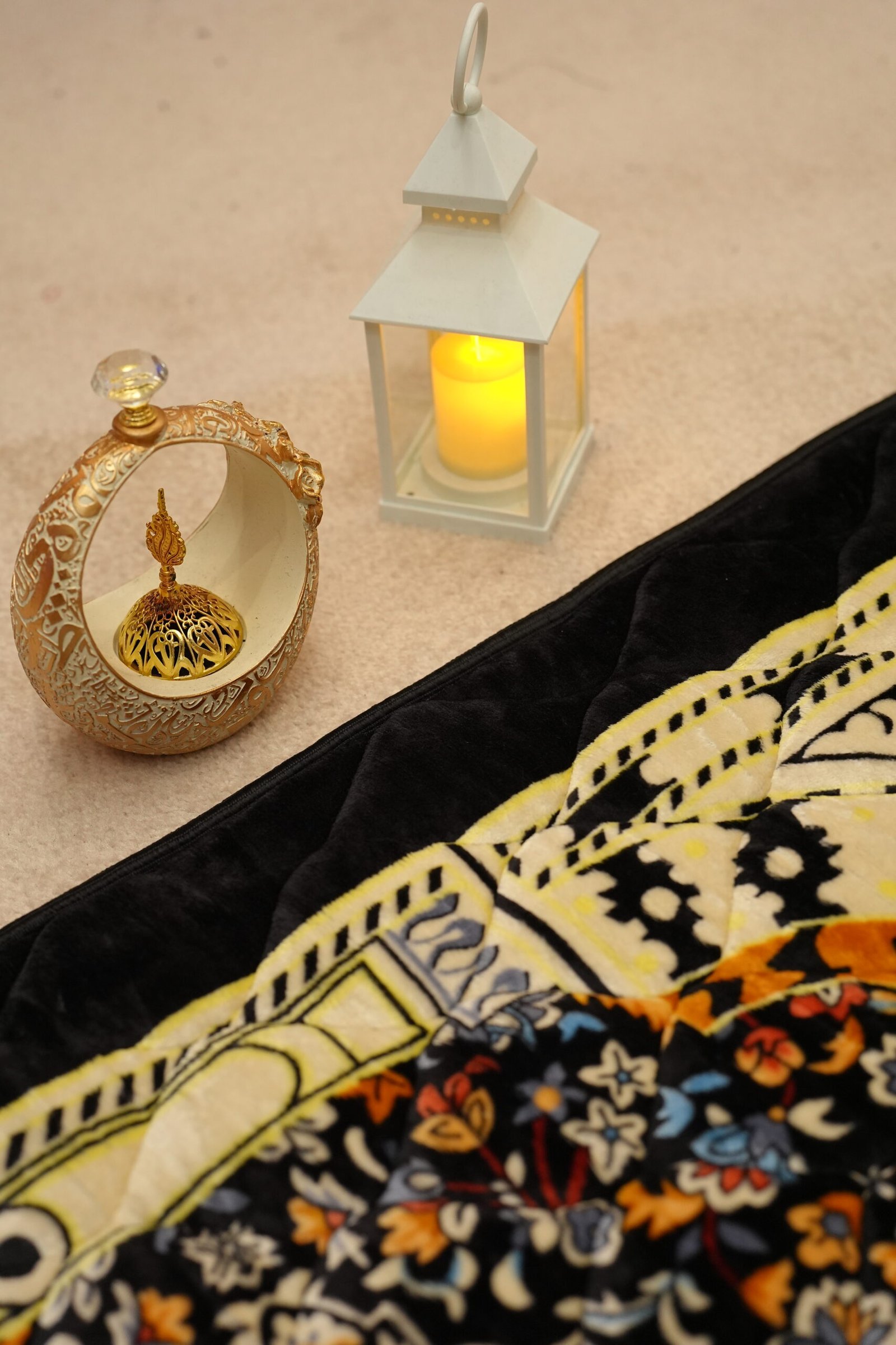 Legend Classic Foam Golden & Black - Image 6