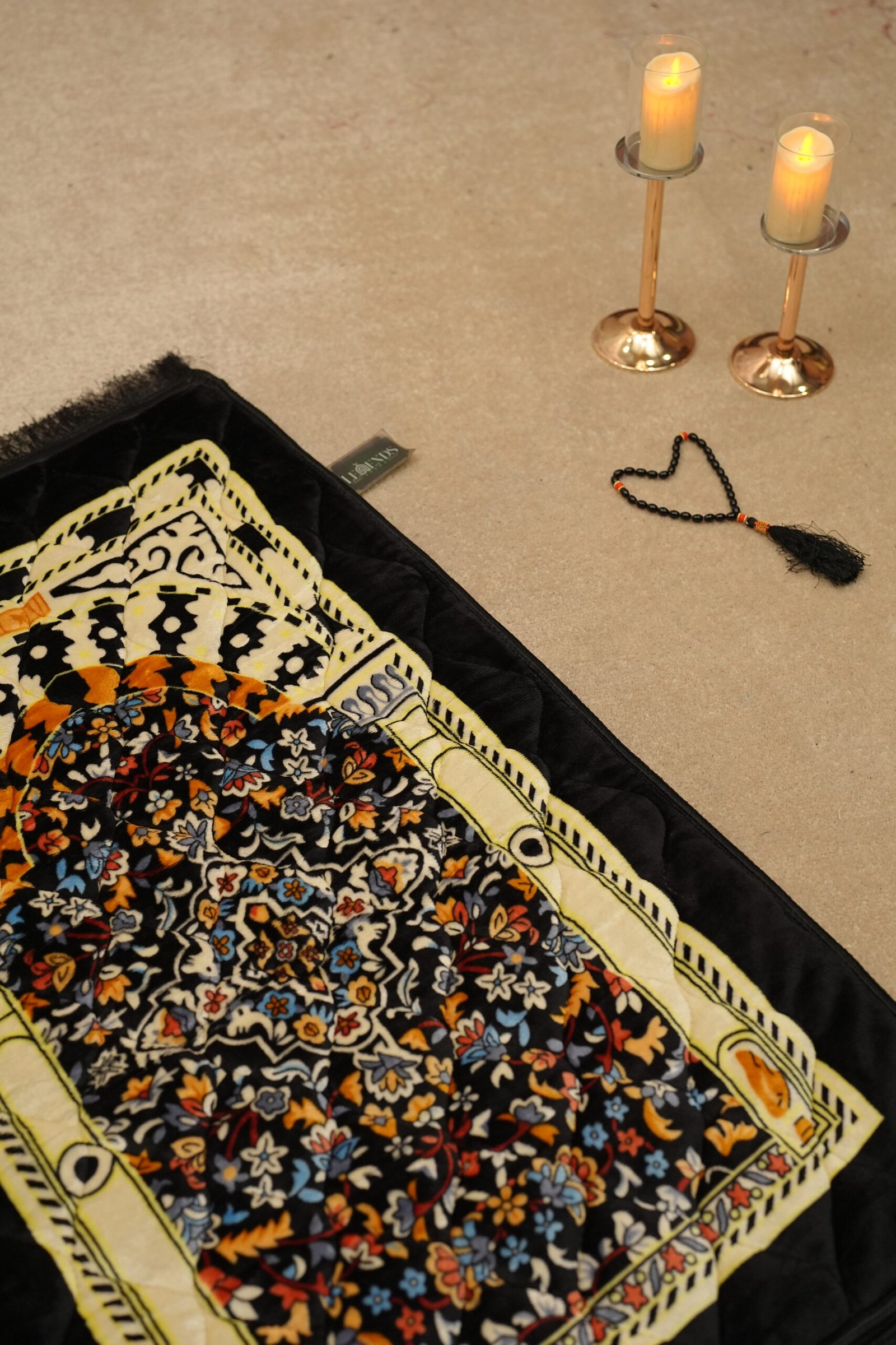 Legend Classic Foam Golden & Black - Image 5