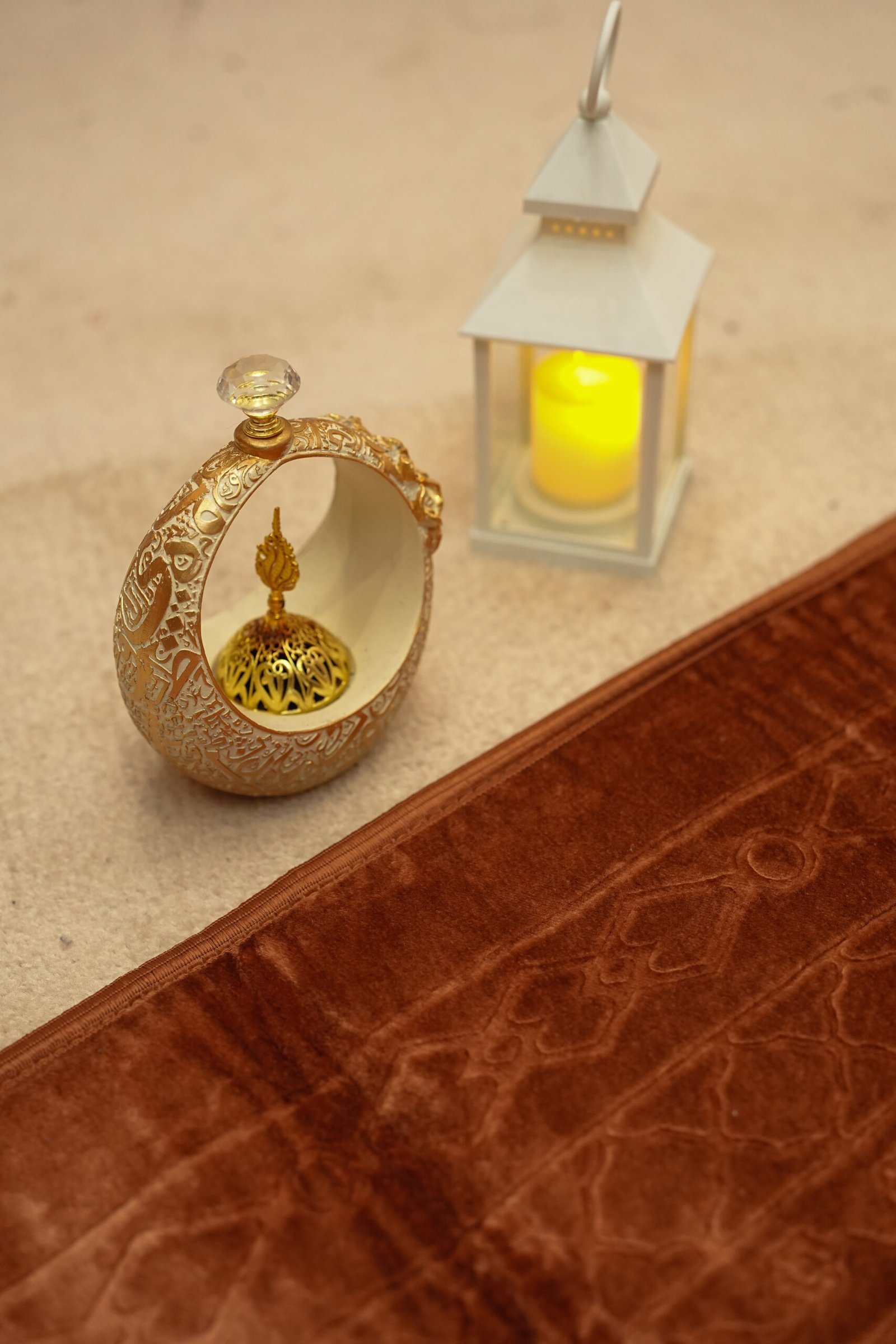 Legend Classic Velvet Dark Brown - Image 4